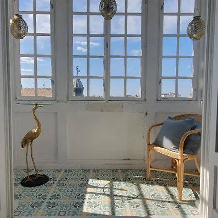 Апартаменты Moma Escape